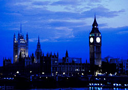 Vine apocalipsa peste City-ul Londonez