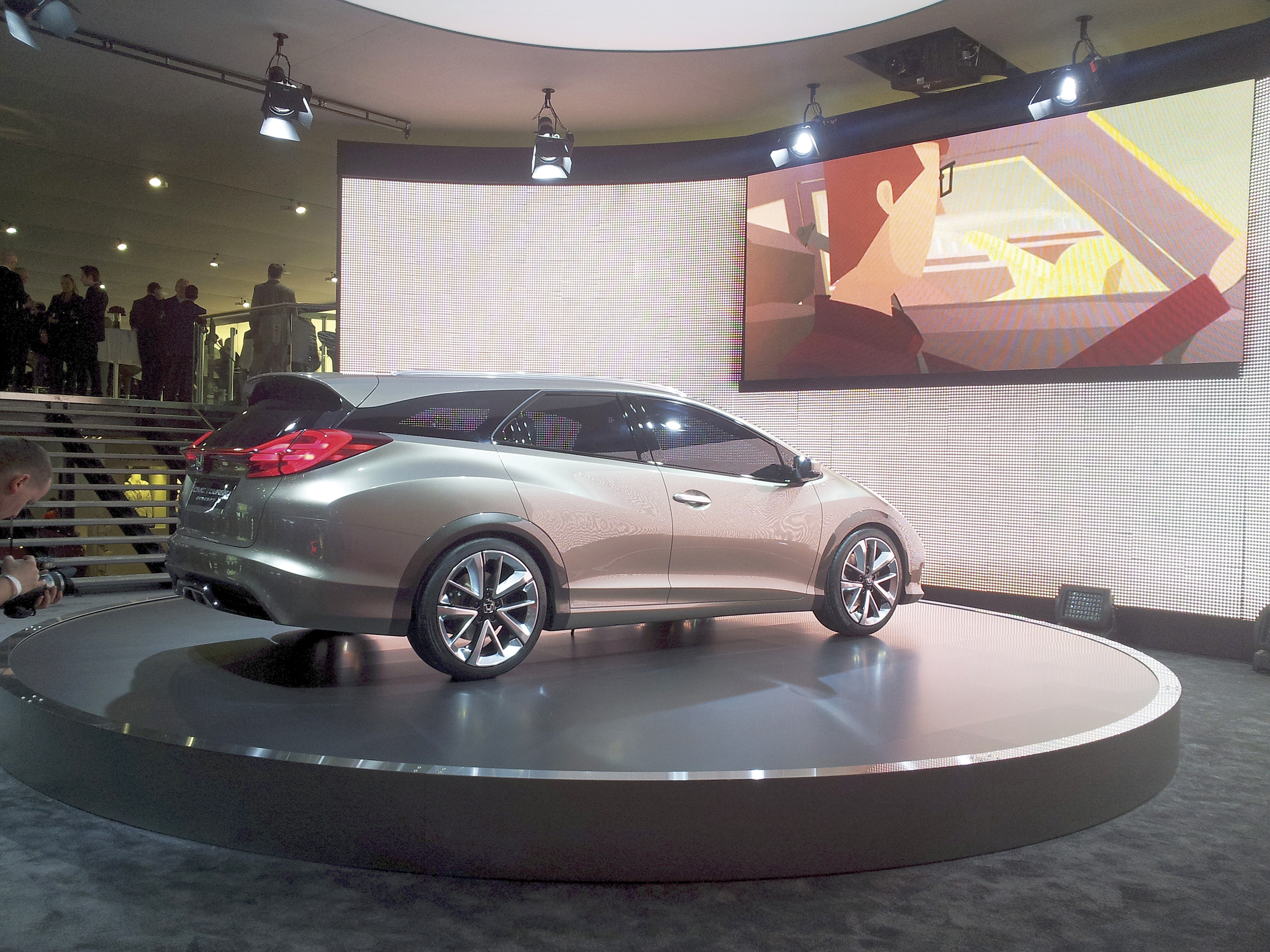 Honda Civic Tourer: Nevoia de spațiu