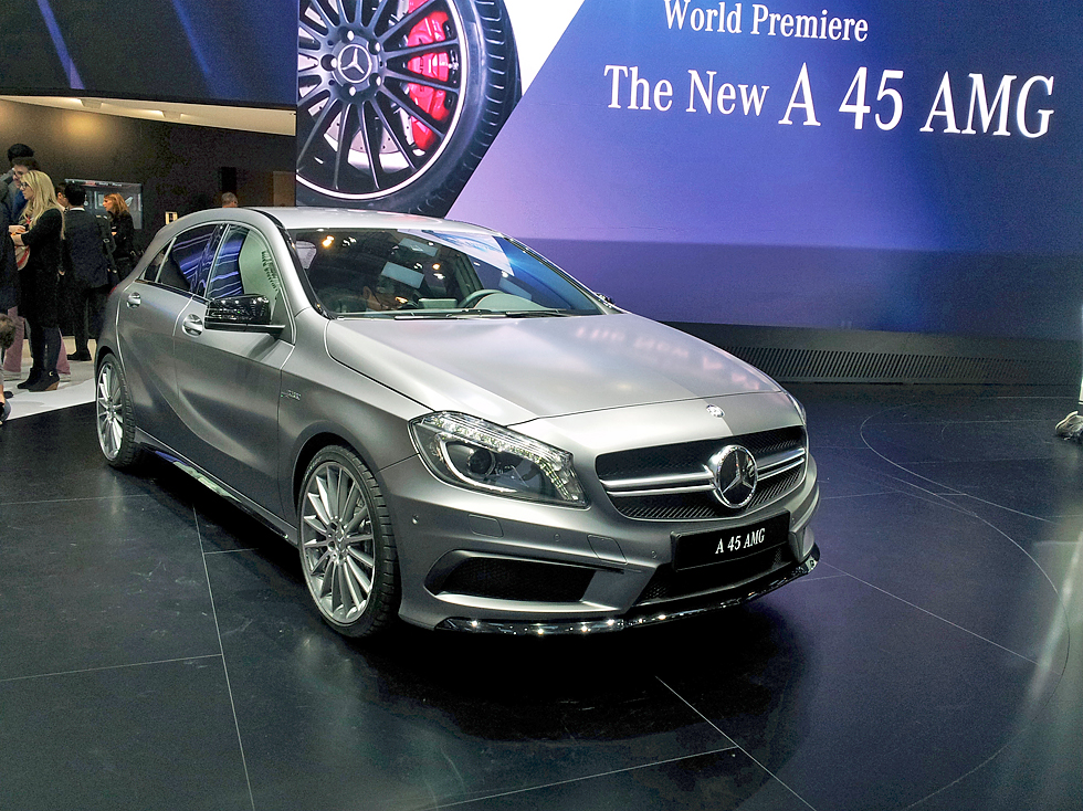 NOU Mercedes-Benz A45 AMG l FOTO