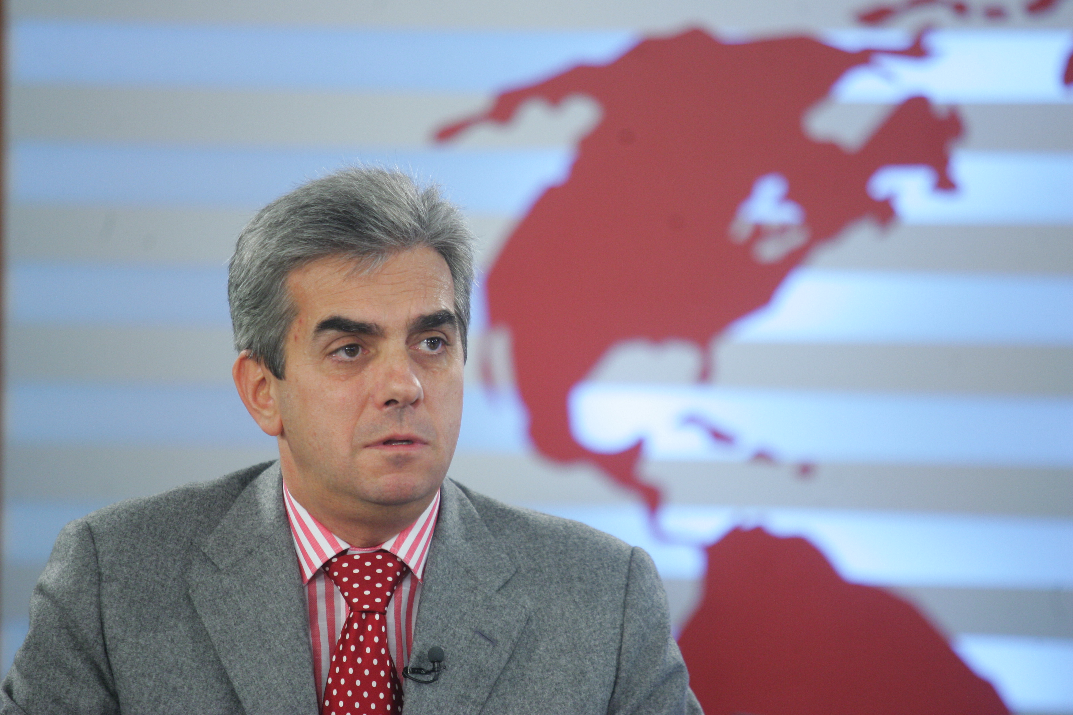 Ministrul Sănătății vrea ca Institutul Cantacuzino să reia producerea de vaccin antigripal