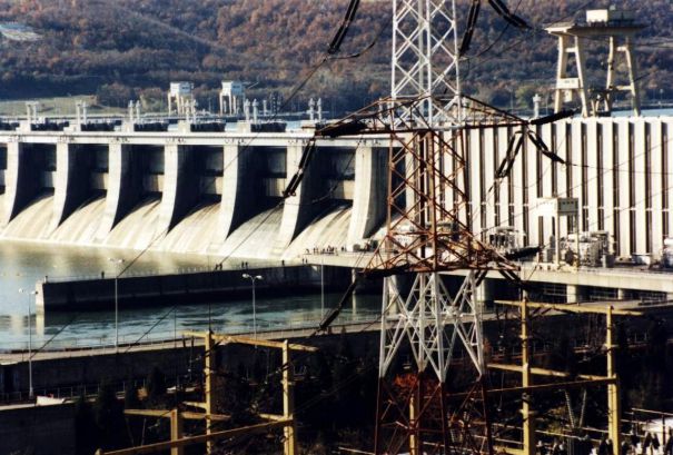 Hidroelectrica îşi dublează profitul din primul trimestru