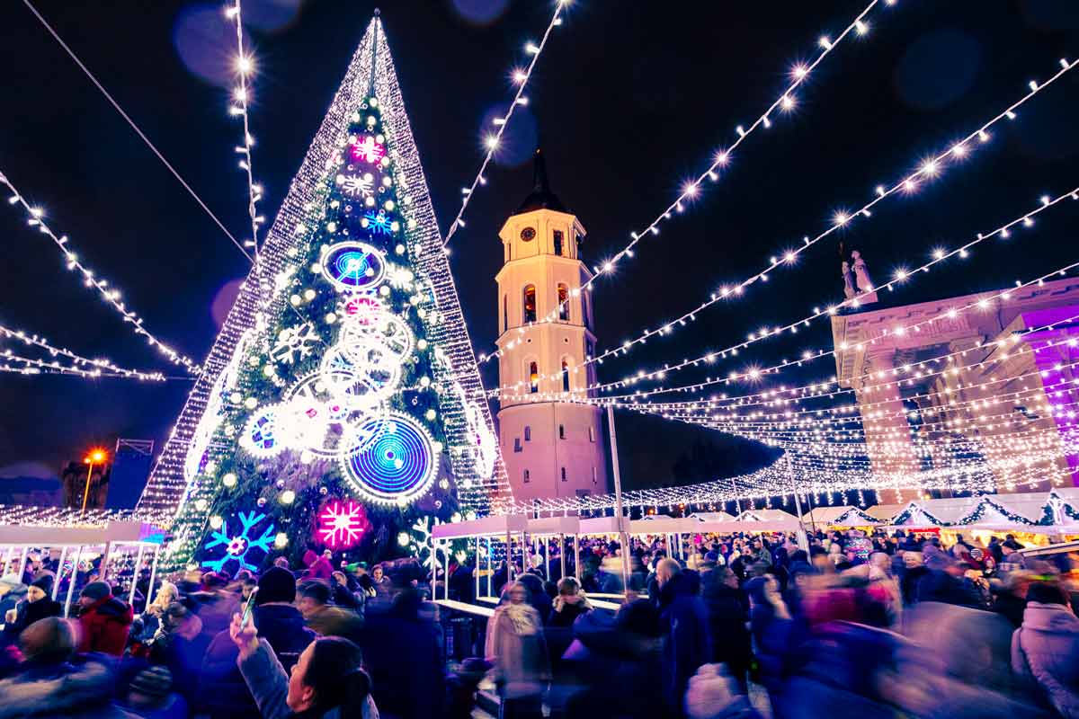 Se deschide Târgul de Crăciun din Sibiu, cel mai frumos din țară! Care sunt  condițiile de participare – Capital