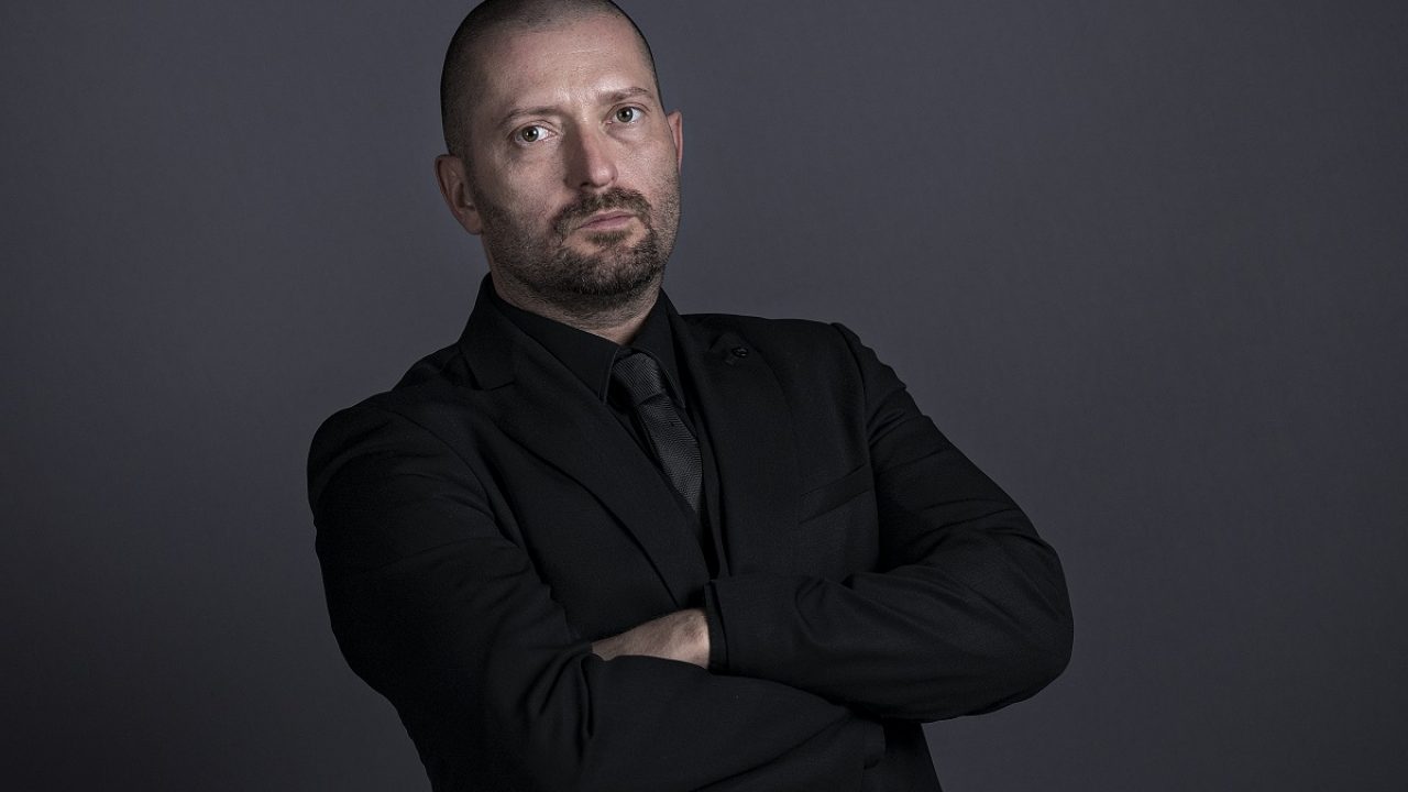 Ştiaţi asta despre Cheloo? Ar fi putut să fie… pictor, dar a fost dat afară din liceu!