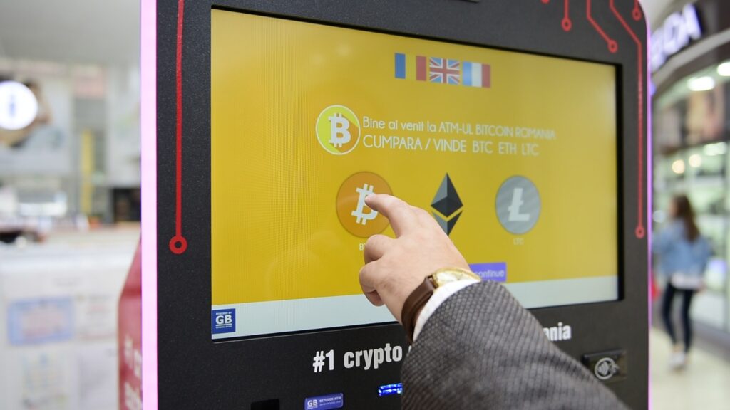 ATM-urile bitcoin fac bani)