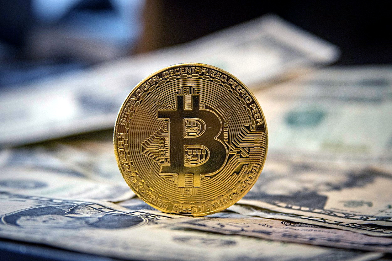 de ce companiile mari investesc în bitcoin