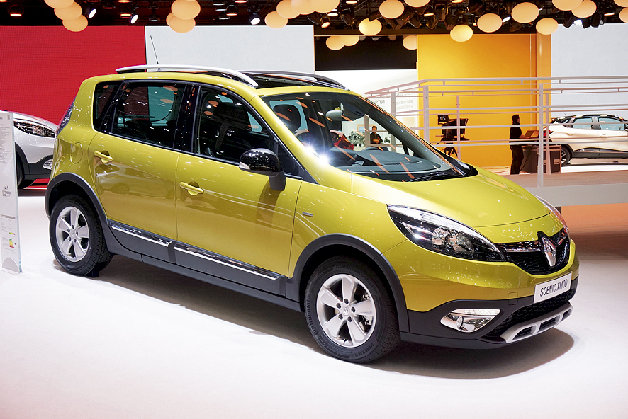 NOU Renault Scenic XMOD