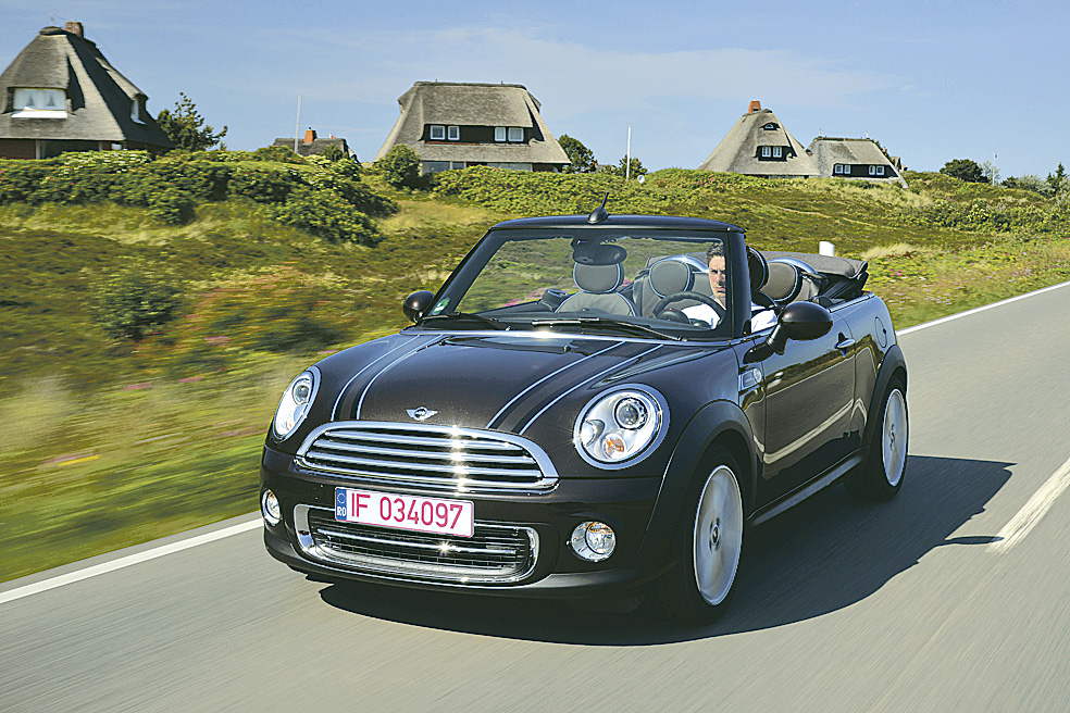 Clasic, stilat, sportiv și… incomod: Mini Cooper S Cabrio