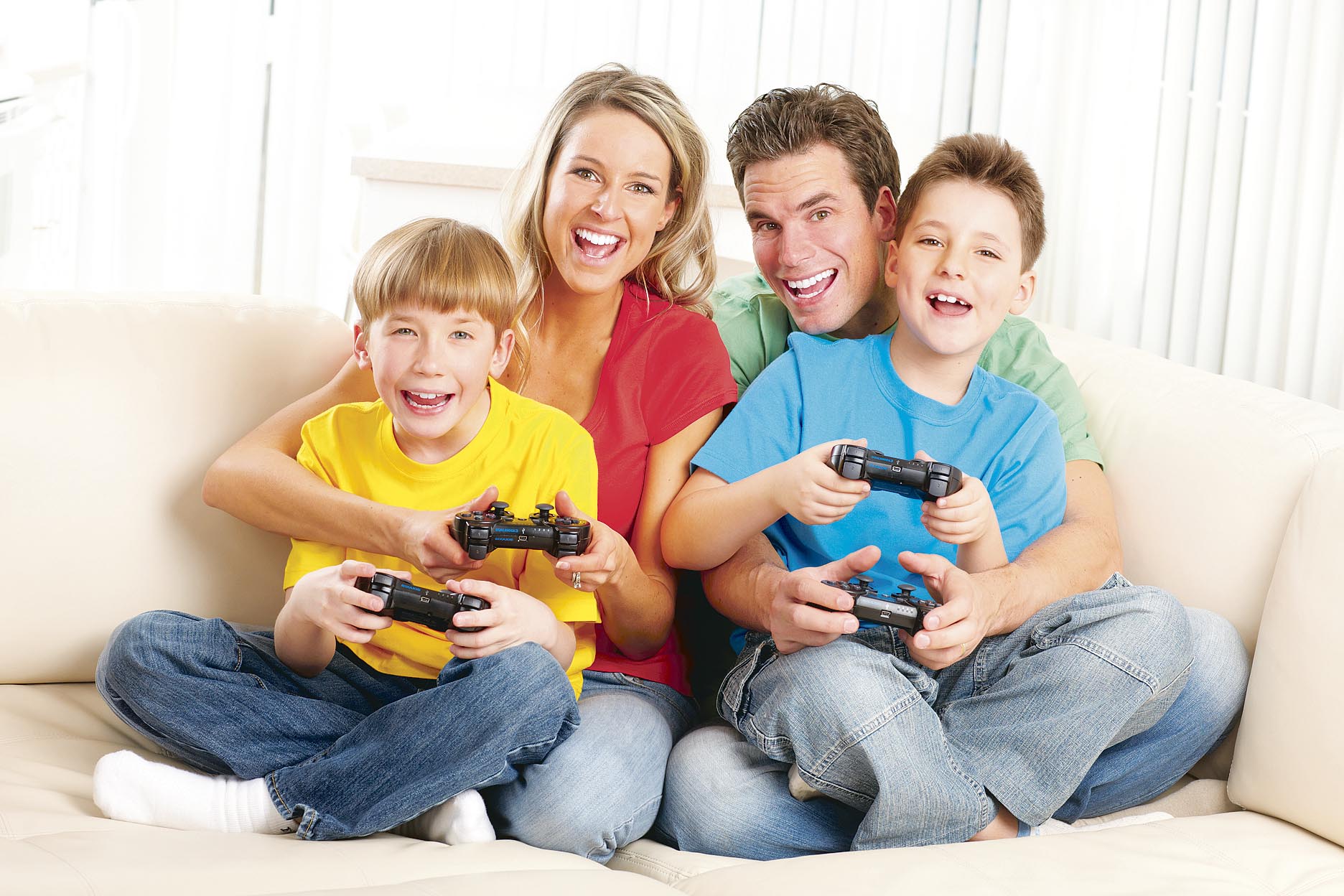 Jocurile pentru PC, la un pas de game over. Începe era consolelor