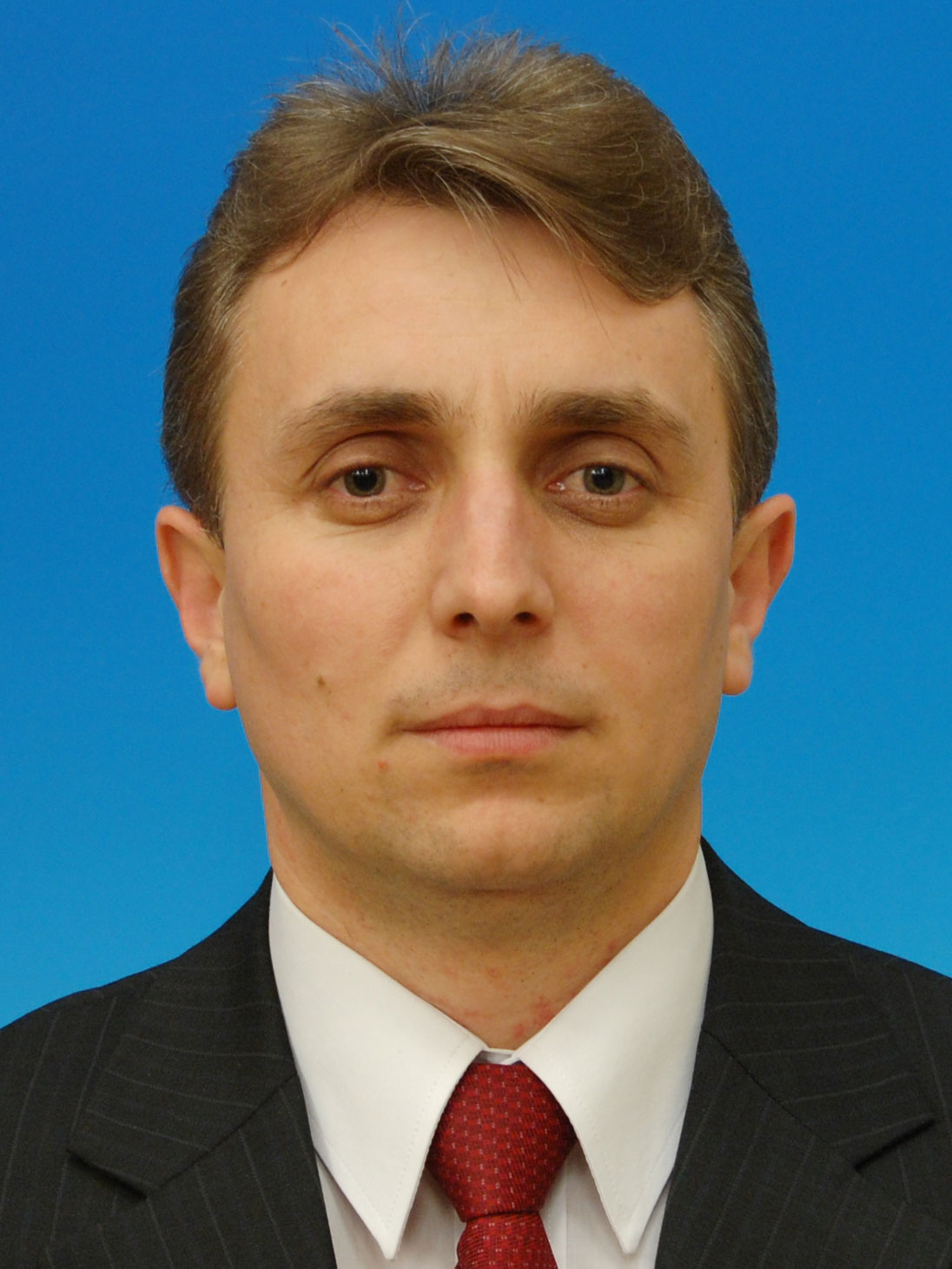 Șase consilieri ai ministrului economiei, detașați în interes de ”absorbție”