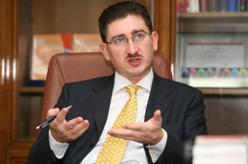 Cu cat s-a ieftinit pâinea? Marile lanțuri au tăiat mai mult decât magazinele tradiționale