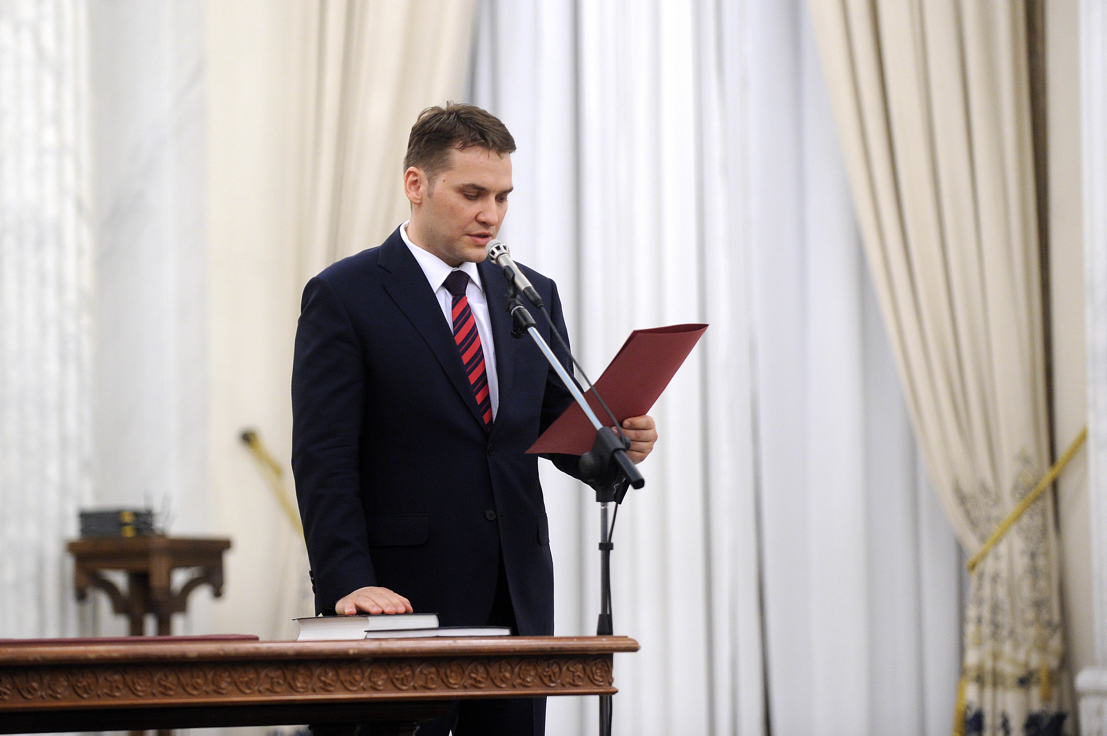 Gafă de şcolar a ministrului Şova