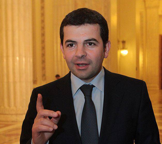 Daniel Constantin: Doar 71% din producători şi 82% din comercianţi au redus preţul pâinii