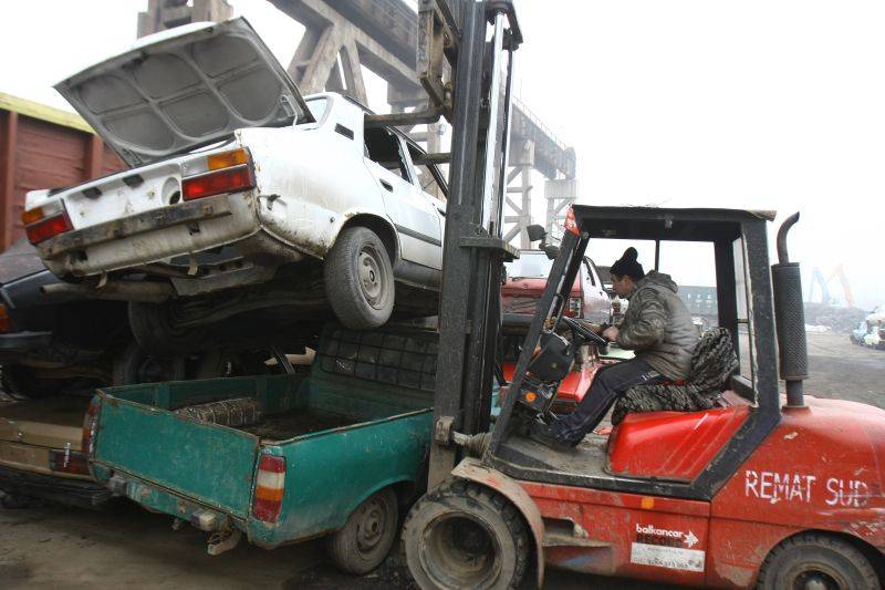 Programul “Rabla” începe astăzi cu înscrierea colectorilor și producătorilor auto