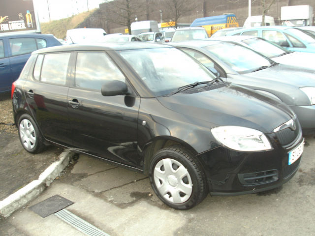 Hertz Lease vinde peste 300 de mașini rulate în valoare de 2,5 mil. euro