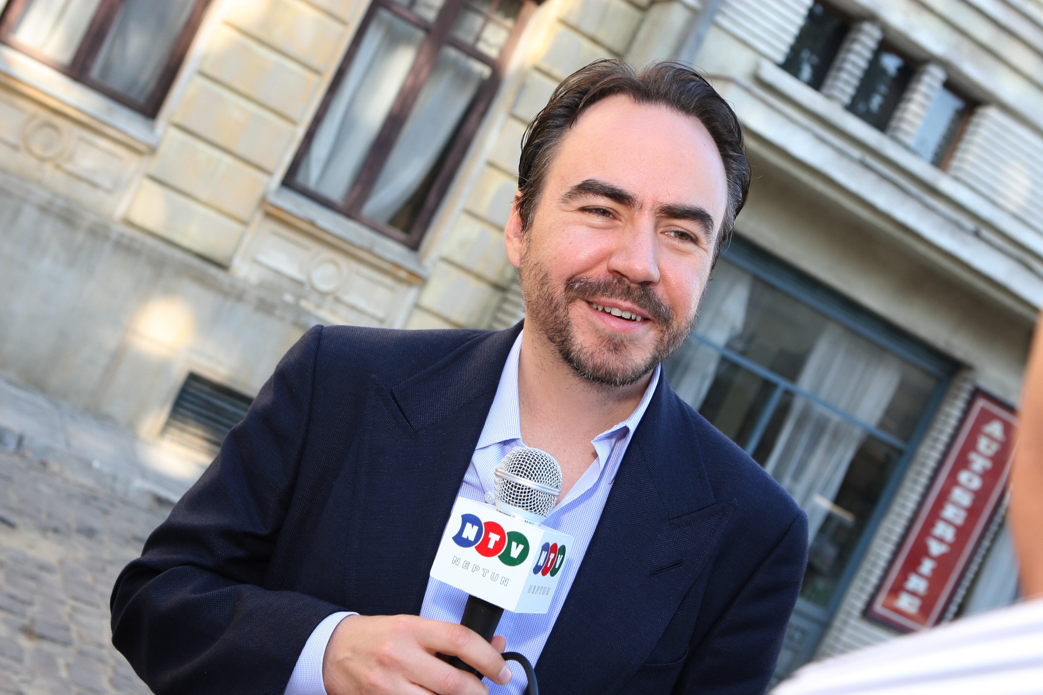 Bobby Păunescu face pasul decisiv în lumea mare a filmului