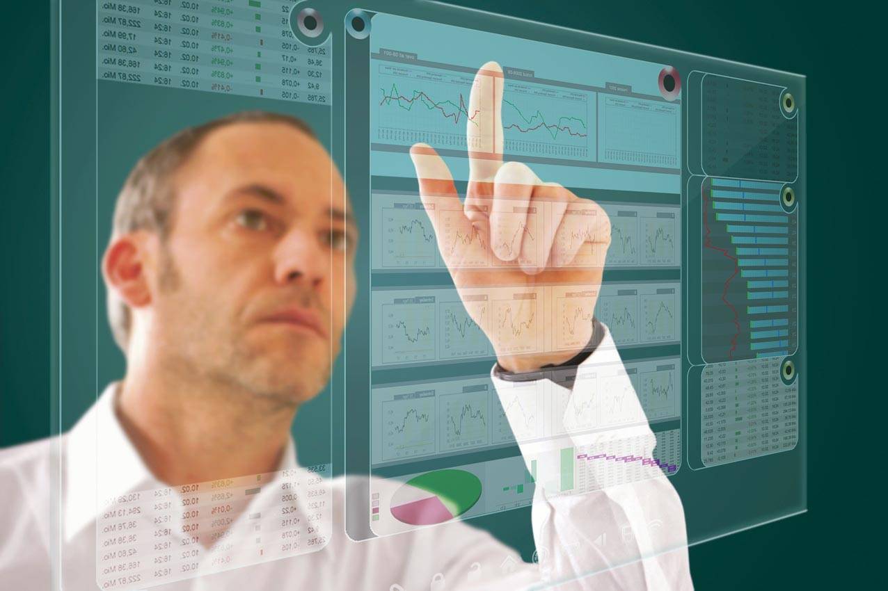 XTB: România, cel mai mare potenţial din regiune de creştere a investiţiilor la bursă