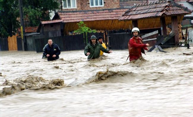 Se dezlănțuie urgia! Cod portocaliu de fenomene extreme ...