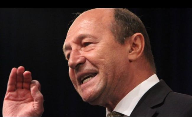 Băsescu a explodat! „Ar trebui să demisioneze singur”. Iohannis, direct vizat