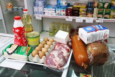 S-a ieftinit mâncarea în martie