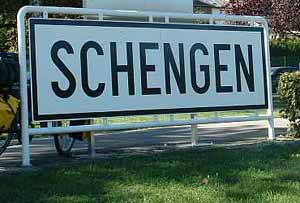 Decizia privind aderarea României şi Bulgariei la Schengen a fost amânată din nou