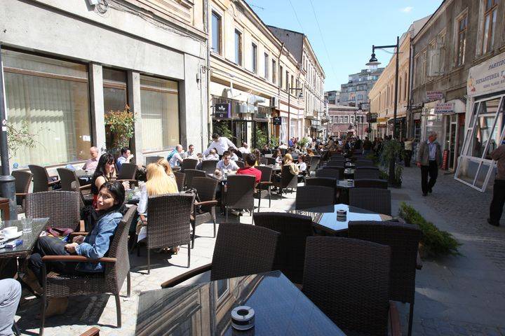 Unde își lasă bucureștenii banii în Centrul Istoric