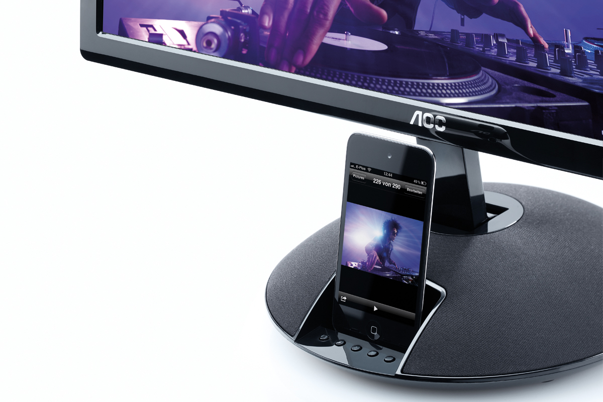 Cum să te uiți la filmele de pe iPhone direct pe monitor!