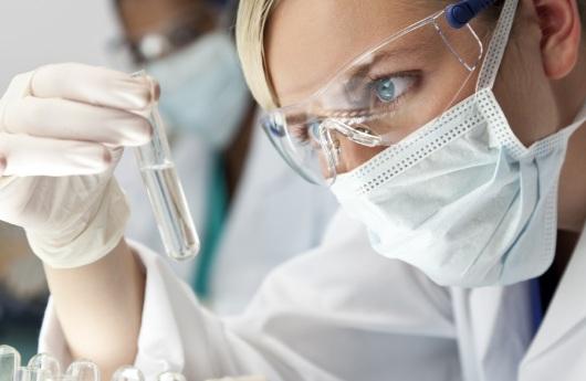 IBM dezvoltă un nou hidrogel pentru a combate viruşii şi biofilmele rezistente la medicamente